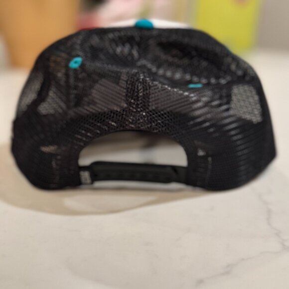 Life's A Beach Surfgear Hat - Authentic - Picture 6 of 7